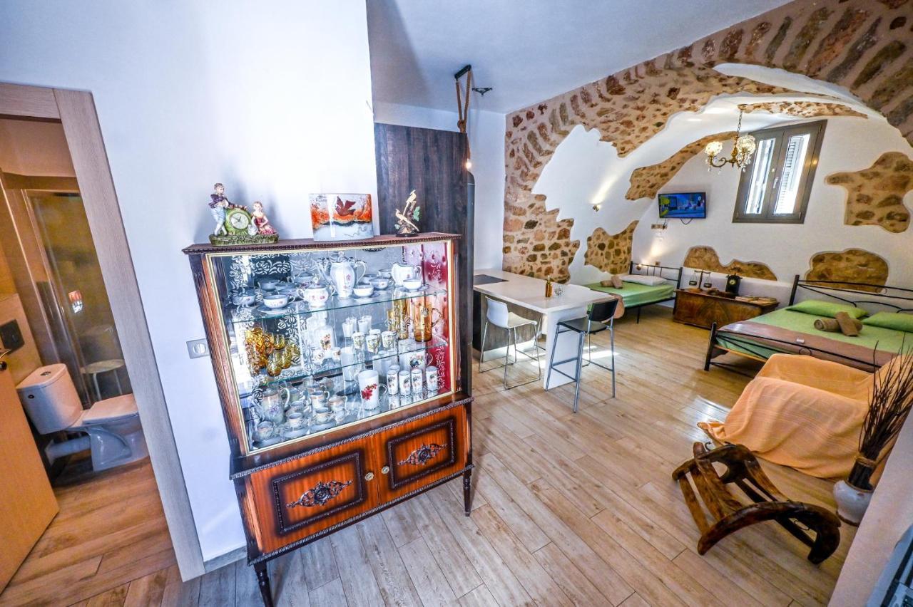 Καμάρα Χωριό Φοινίκι , Kamara Finiki Village Molaoi Exterior foto
